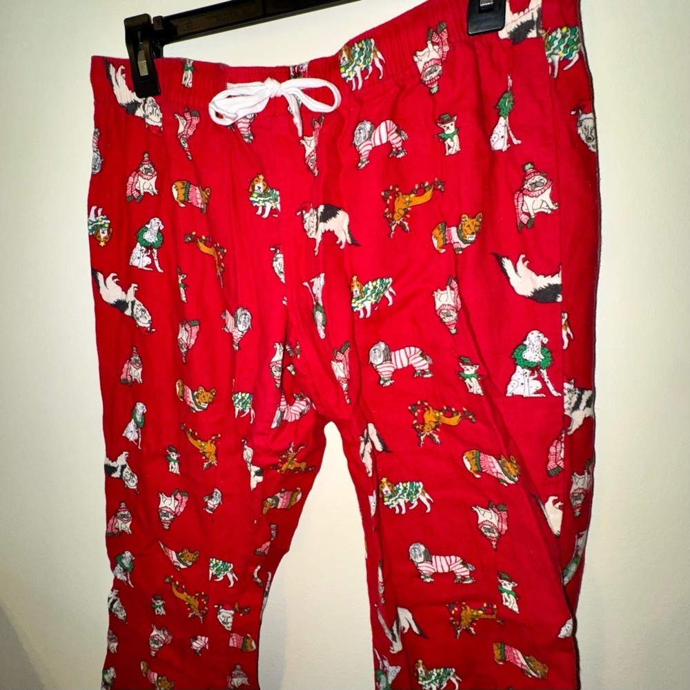 Old Navy Christmas Holiday Pajama Pants with Dog Print